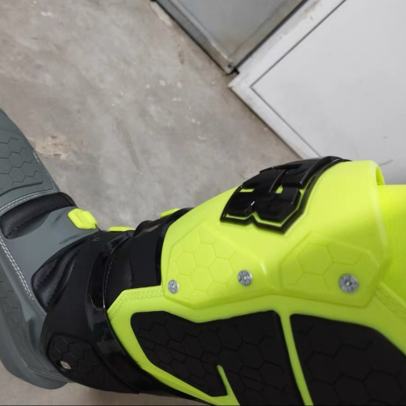 MX2 Hard Shell Motocross Knee  - Knee Guard Hard avis et prix